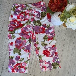 NWT Benard Holtzman cropped pant